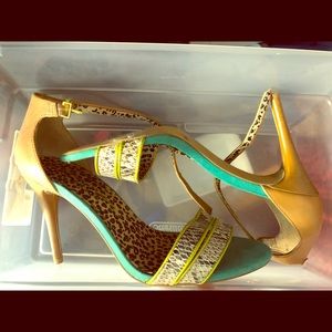 Jessica Simpson NEVER WORN!